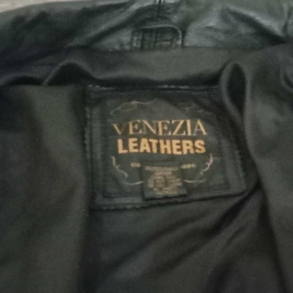 Venezia leather